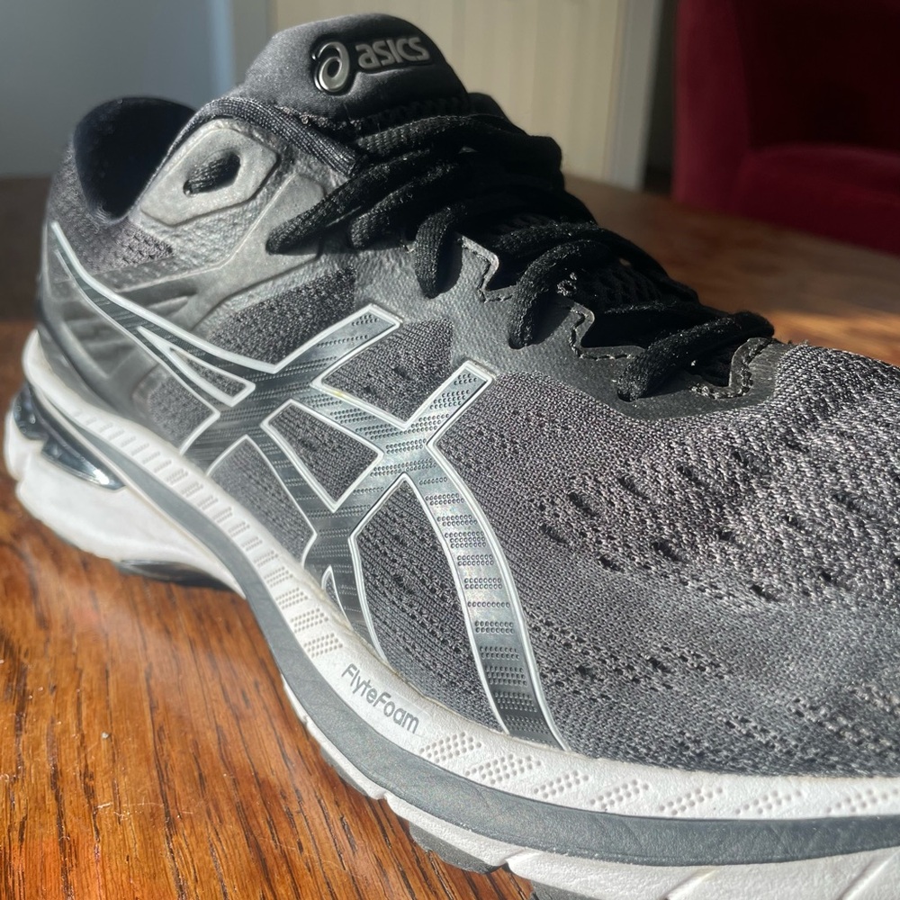 Asics GT-2000 9 Men's Running Shoe size 9.5